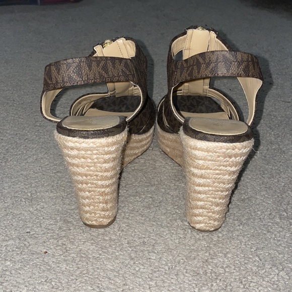 Michael Kors Wedges - Picture 3 of 4